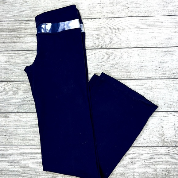 Lululemon Navy Wide Bottom Leggings - Picture 1 of 5